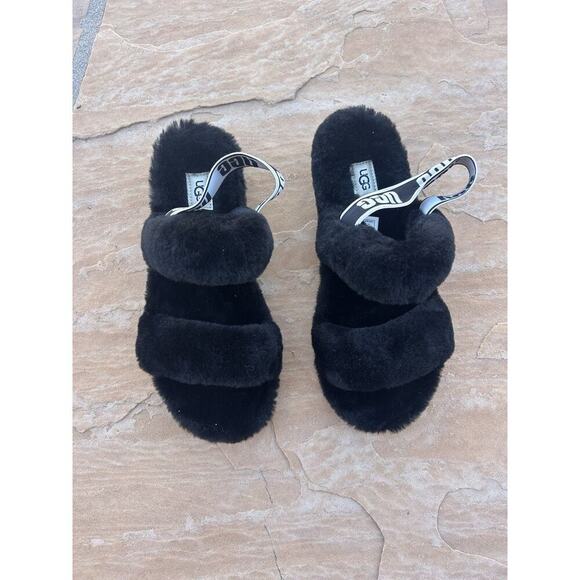 Sz 9- UGG WOMENS OH YEAH BLACK SANDALS STYLE 1107953 - Picture 1 of 4